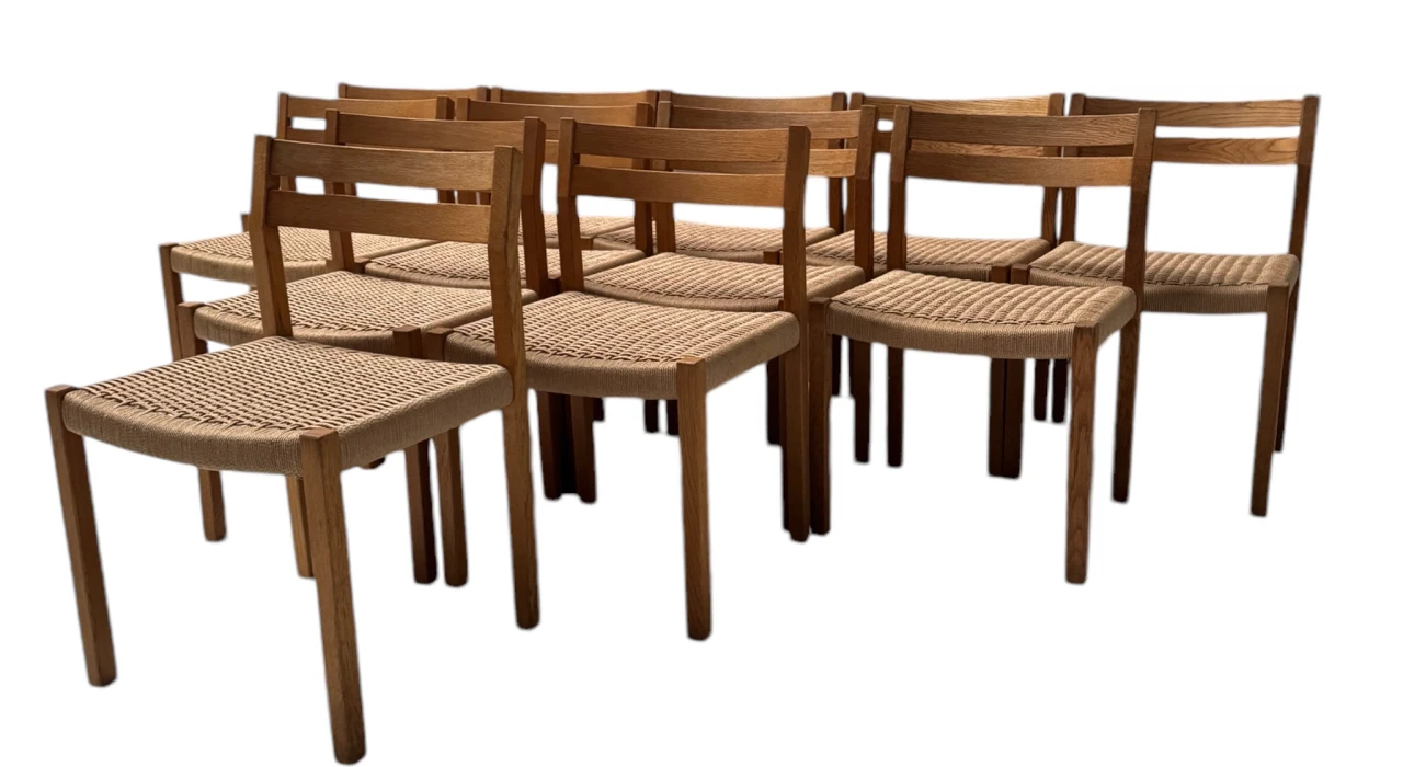 Set of 12 Mid-Century Modern 401 Dining Room Chairs by Niels Otto Møller, 1970s